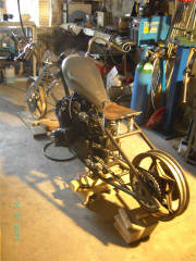 Suzuki GS1000 custom rigid chopper frame