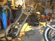 Suzuki GS1000 custom rigid chopper frame