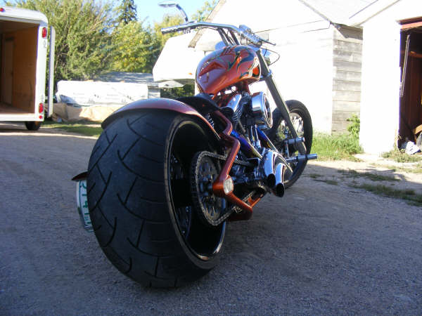 HD custom rigid chopper - 300 rear RSD