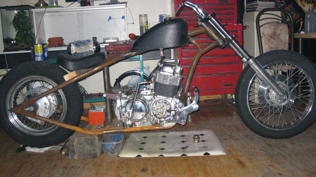 Honda CB750 - custom rigid chopper