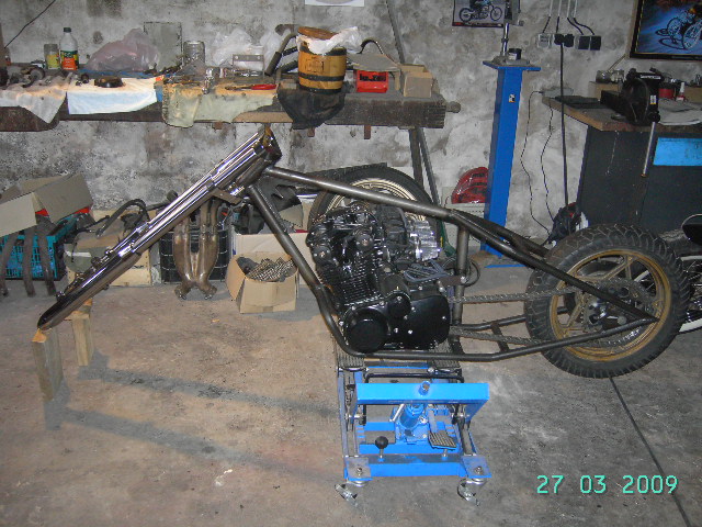 Suzuki GS1000 Custom Rigid Chopper