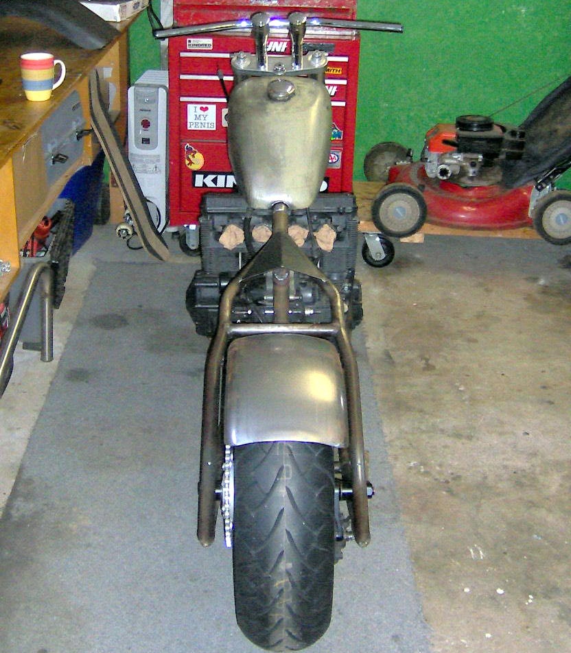 Suzuki GS750 Custom Rigid Chopper