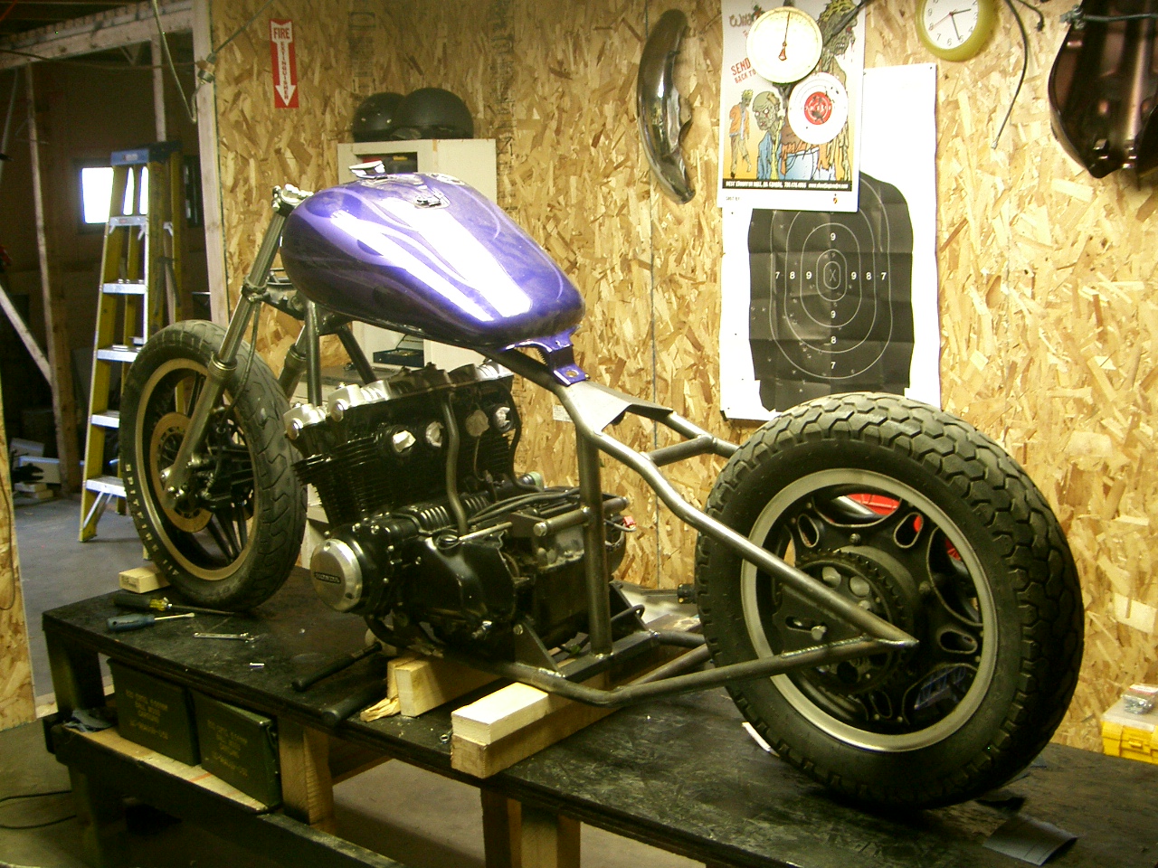 Honda CB750 DOHC custom rigid chopper