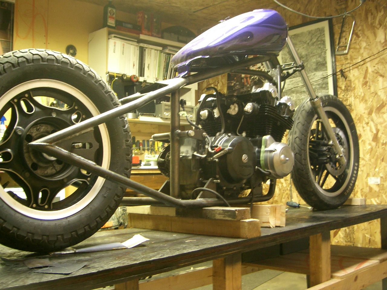 Honda CB750 DOHC custom rigid chopper